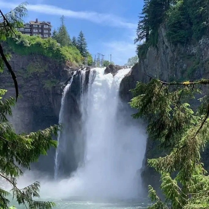 Snoqualmie Falls